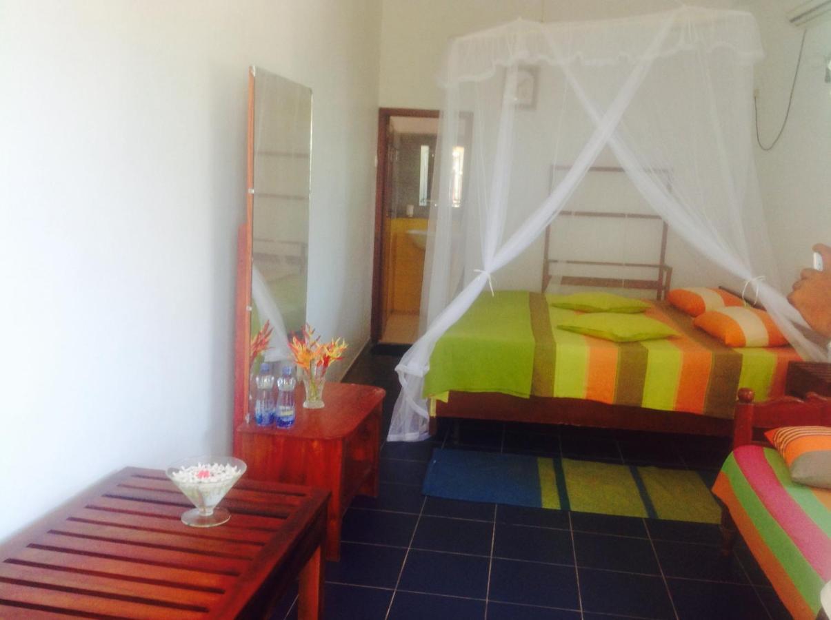 Samans Guesthouse Tangalle Bagian luar foto