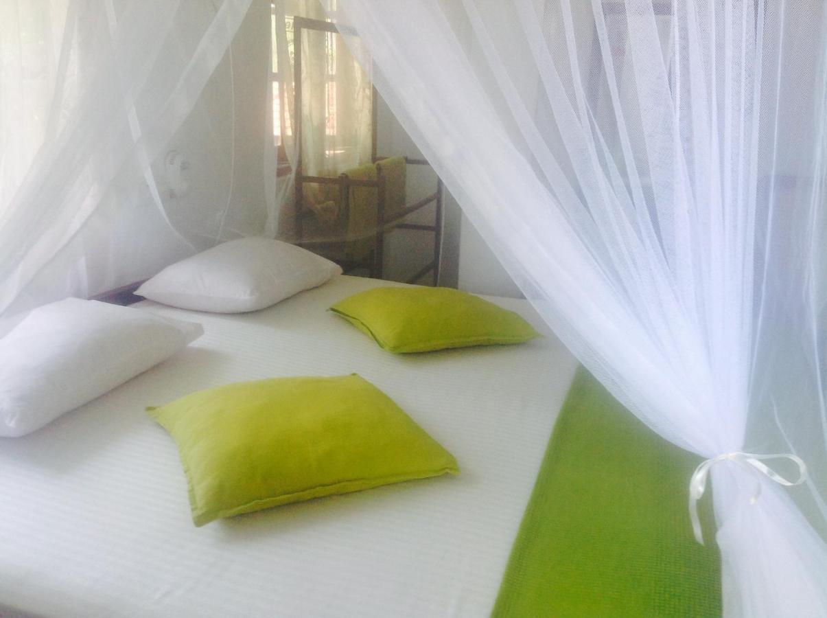 Samans Guesthouse Tangalle Bagian luar foto