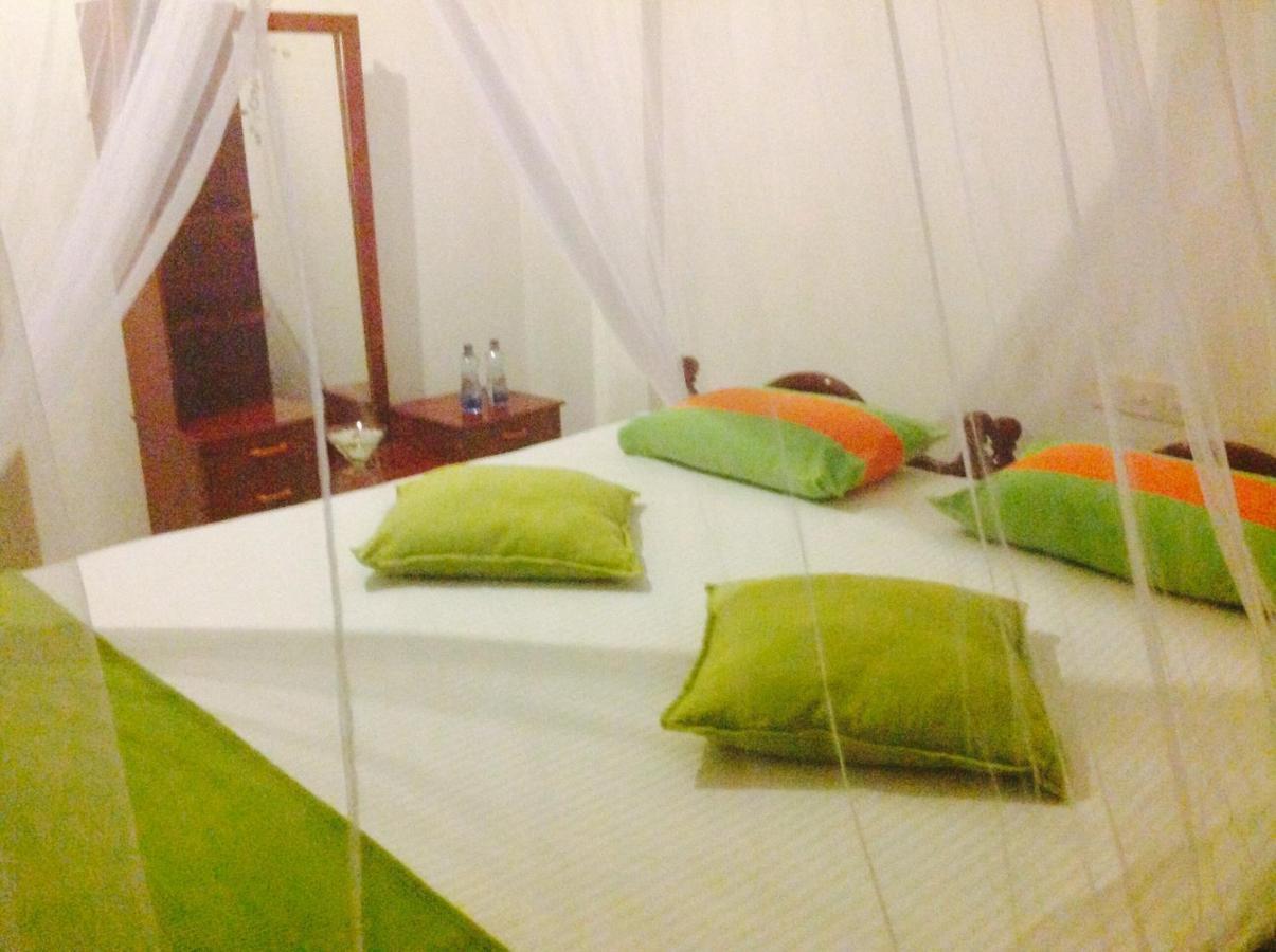 Samans Guesthouse Tangalle Bagian luar foto